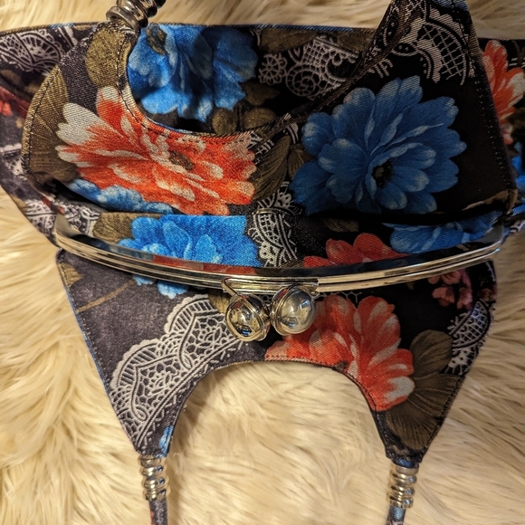 Beautiful beaded handbag purse - Picture 5 of 7